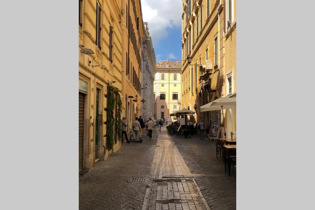 Chiara'S Place At Pantheon - Your Apt In Рим Екстериор снимка